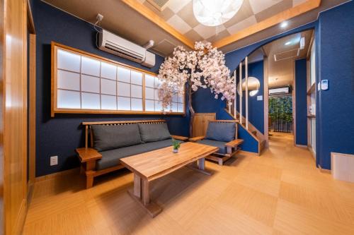 Nishi Villa | ちよ 桜と過ごすお部屋 usjまで電車で10分 4つの寝室 お風呂2台 トイレ4台