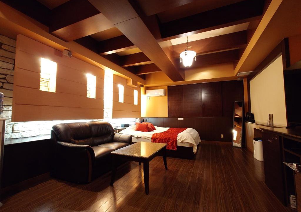 Himeji Hotel | ホテル カーシュ Cache 男塾ホテルグループ