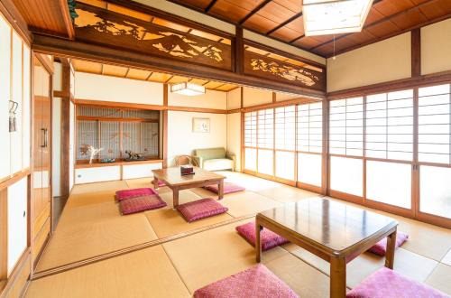 Kawatana-cho Apartment | 古民家民泊ーよかよー