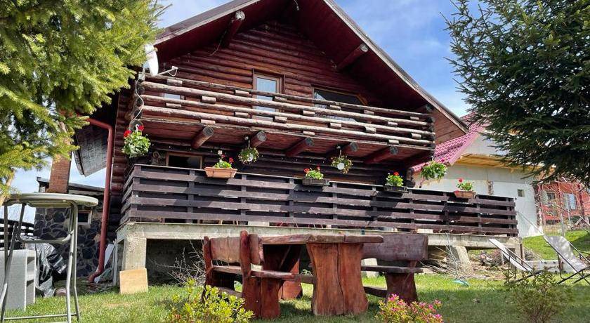 Moieciu Ski Chalet | 120 m² Chalet ∙ 3 bedrooms ∙ 8 guests