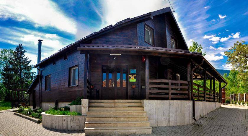 Malaiesti Bed & Breakfast | 150 m² Bed and breakfast ∙ 6 bedrooms ∙ 14 guests