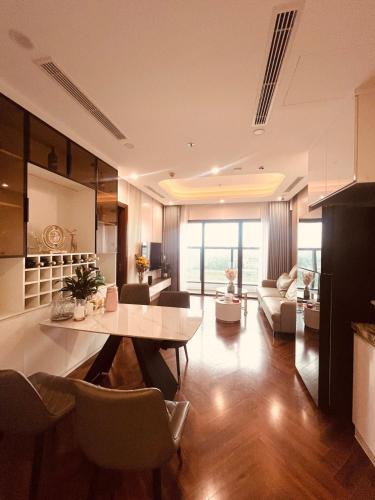 Ngo Quyen Apartment | 2 Bedroom Luxury Apartment Diamond Crown Hai Phong