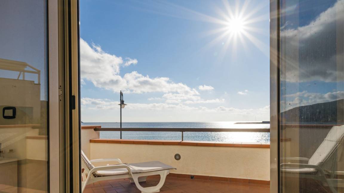 Marina di Campo Villa | 200 m² Villa ∙ 4 bedrooms ∙ 10 guests