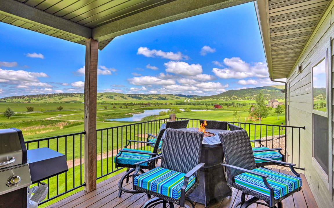 Spearfish House | 278 m² House ∙ 2 bedrooms ∙ 4 guests