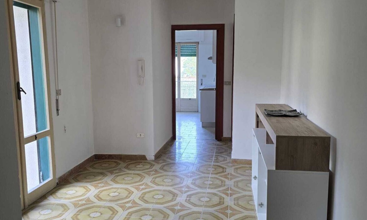 Calalunga-Pietragrande Apartment | 3-bedroom apartment in superb Calalunga-pietragrande with WiFi, AC