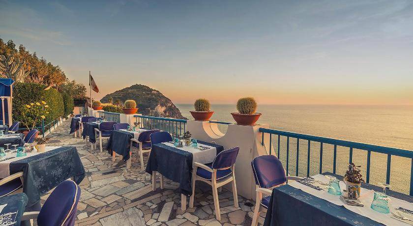 Sant'Angelo Hotel | 30 m² Hotel ∙ 127 guests