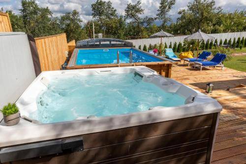 Saliste Bed & Breakfast | 380 m² Bed and breakfast ∙ 7 bedrooms ∙ 14 guests