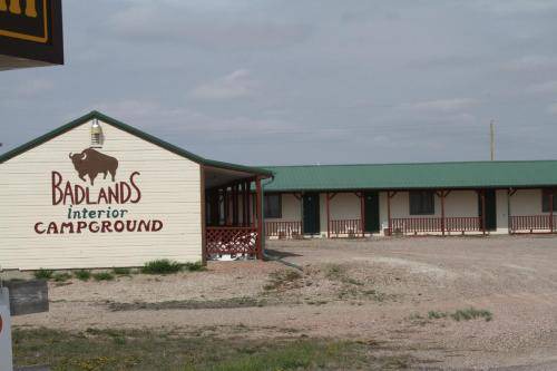 Northeast Entrance Badlands Hotel | 43 m² Motel ∙ 2 bedrooms ∙ 6 guests