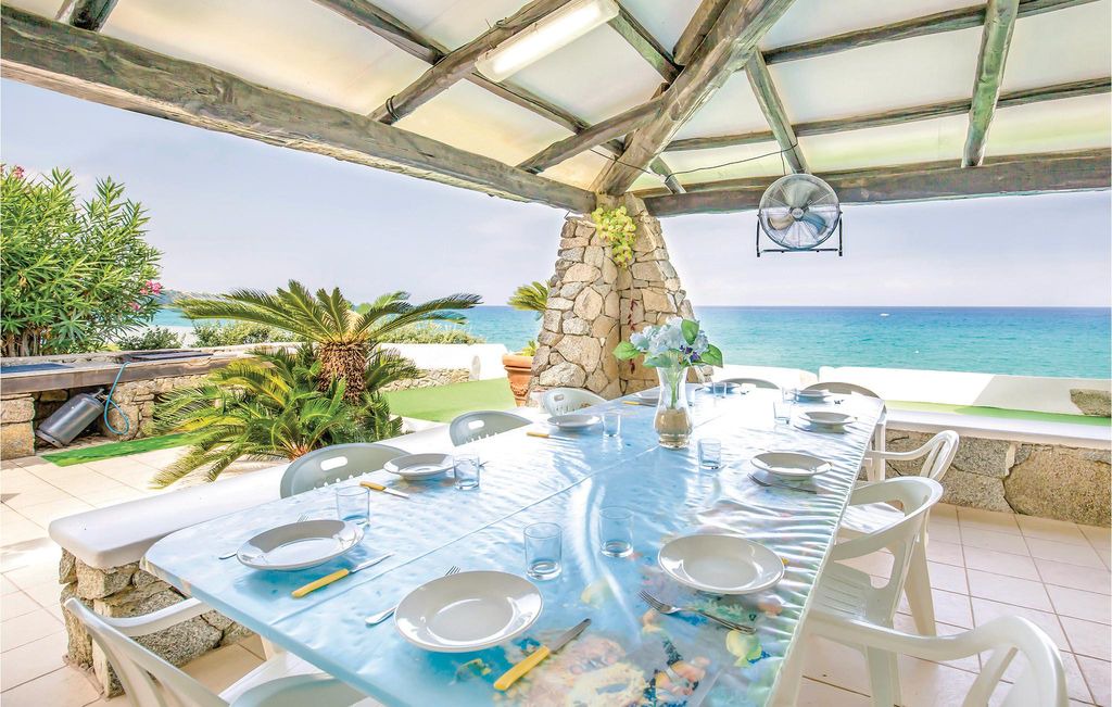Costa dei Monaci House | 7 bedroom accommodation in Parghelia VV