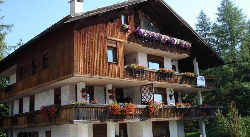 Pocol Apartment | 70 m² Apartment ∙ 2 bedrooms ∙ 4 guests