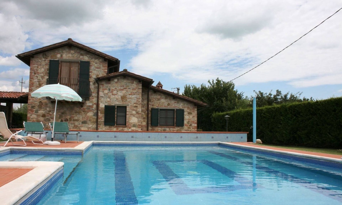 Ferretto Villa | 8 people villa with private pool and garden, situated near Castiglione del Lago. One of the ground f
