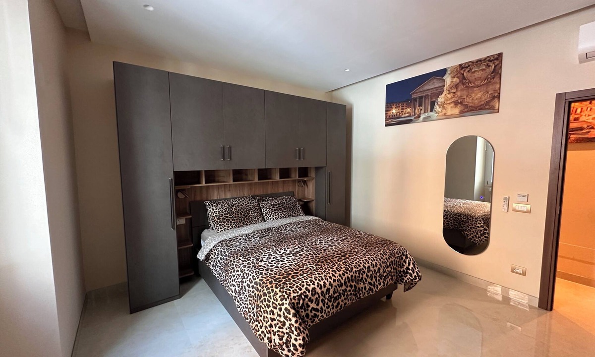 Tuscolano House | A Dolce Casa Romana Lux | Jacuzzi - Metro A 2 min