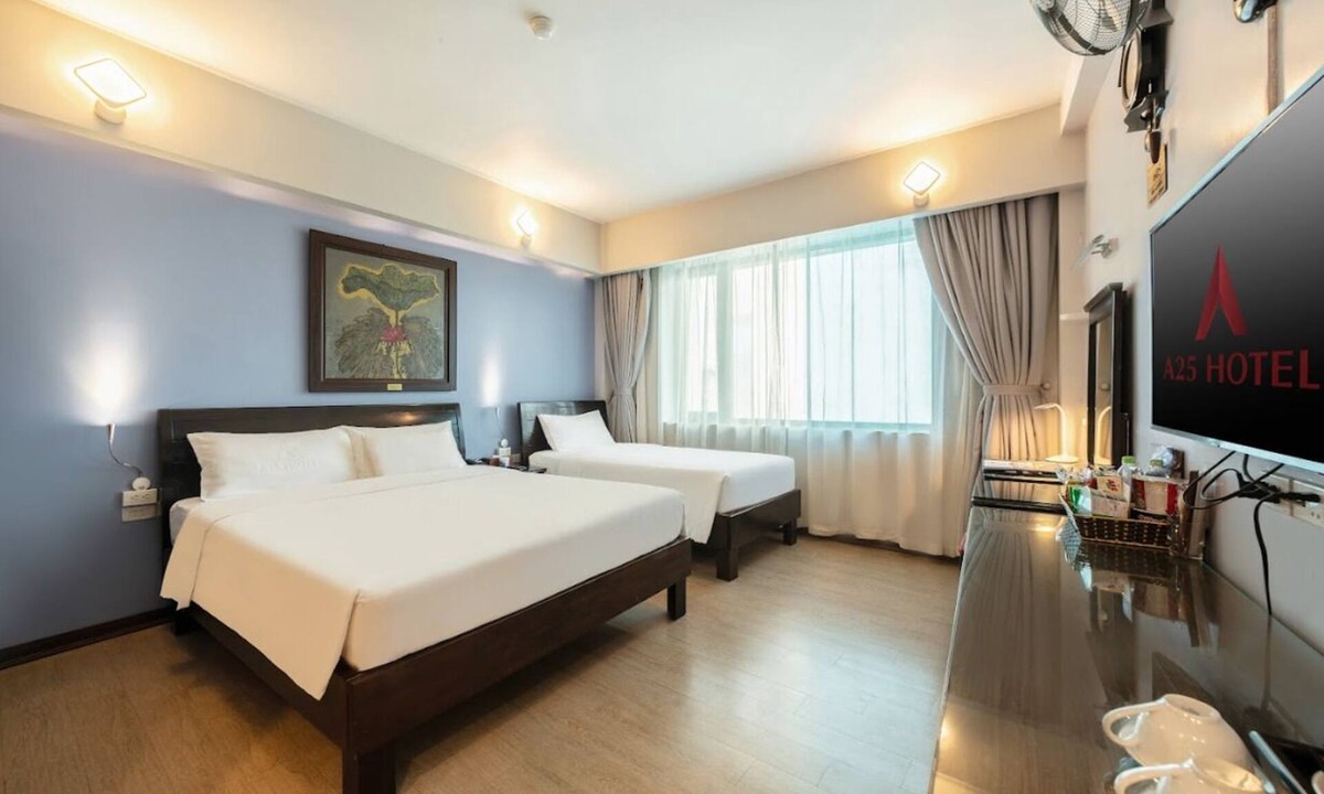 Van Mieu Hotel | A25 Hotel - 88 Nguyen Khuyen