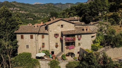 Roccafluvione House | Agriturismo Arcera Apartments