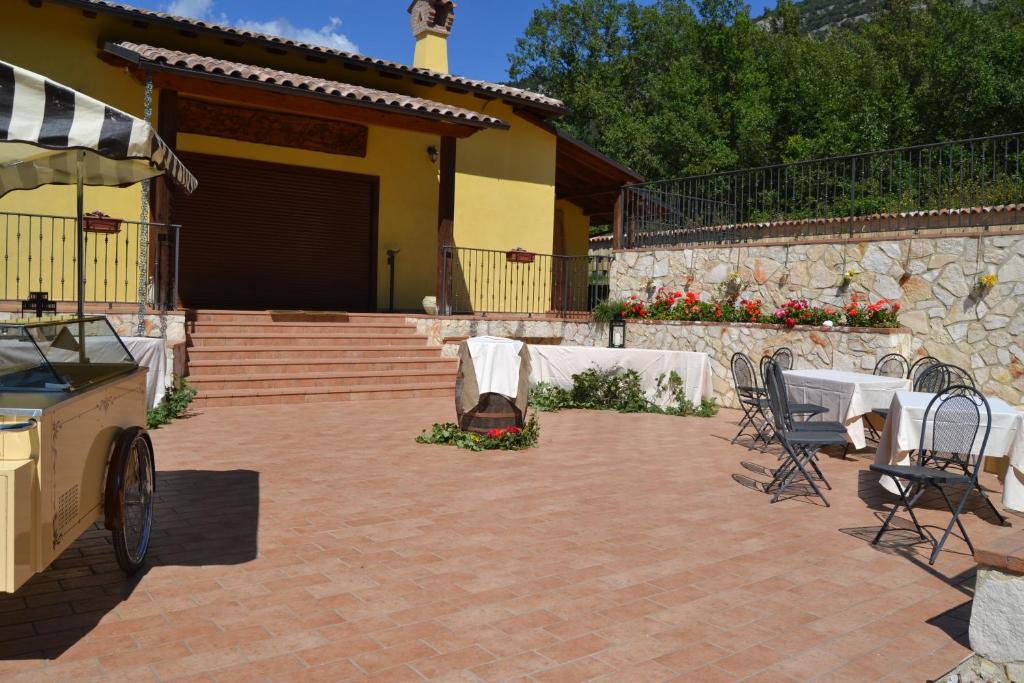 San Pio delle Camere House | Agriturismo Centuria