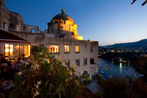 Ischia Ponte Hotel | Albergo Il Monastero