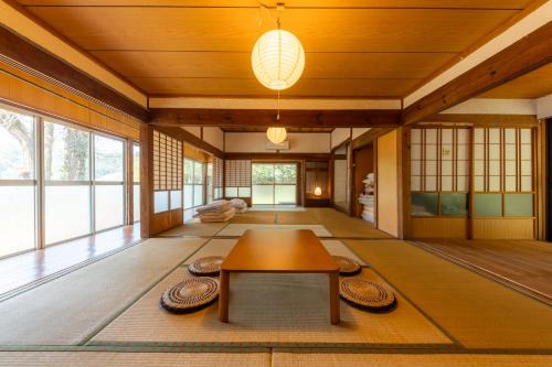 Amakusa Apartment | Amakusa Morihaku Yamaoto 森泊山音