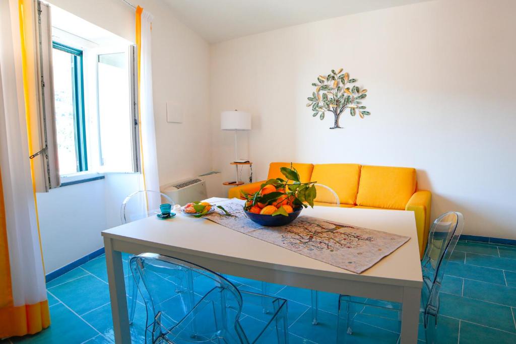 Pontone Apartment | Amalfi Coast Ncopp' a' Scalinatella