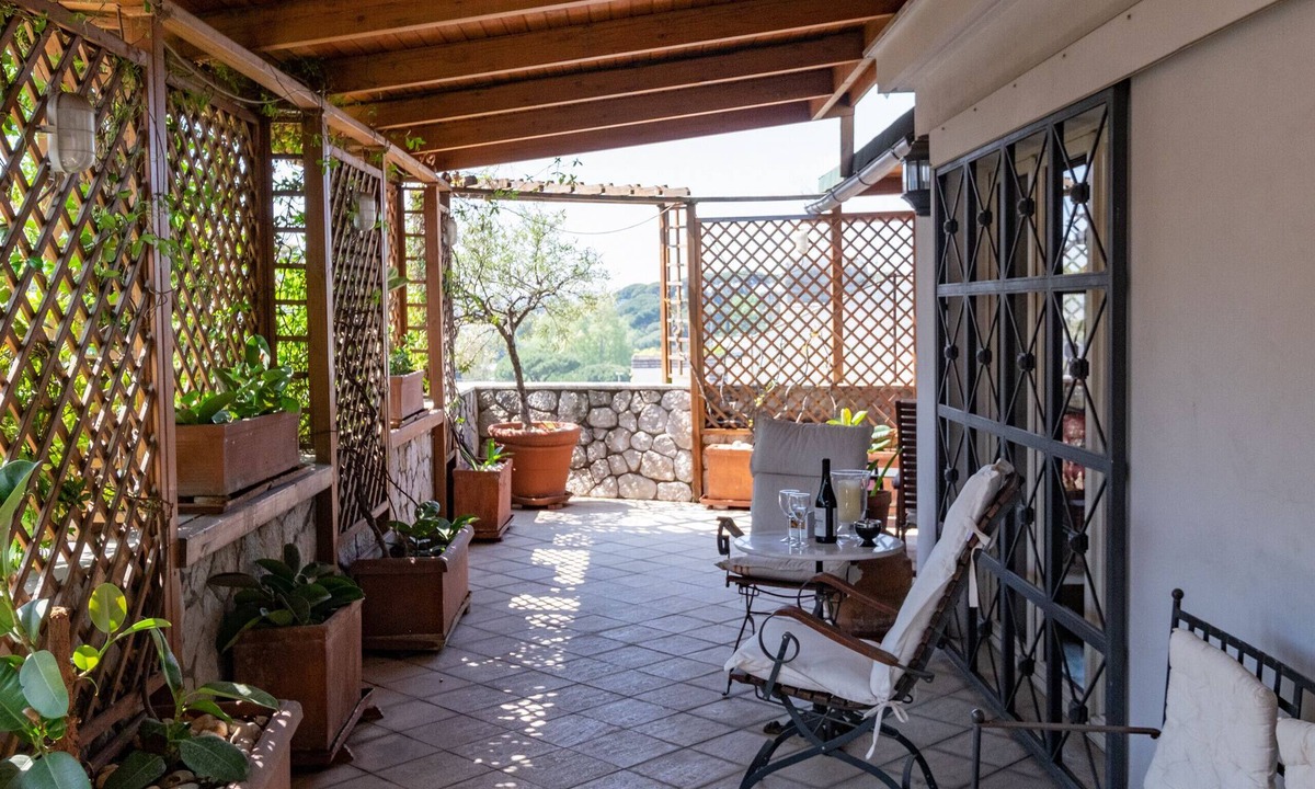San Giovanni Apartment | Amazing Penthouse with Terrace by Caracalla