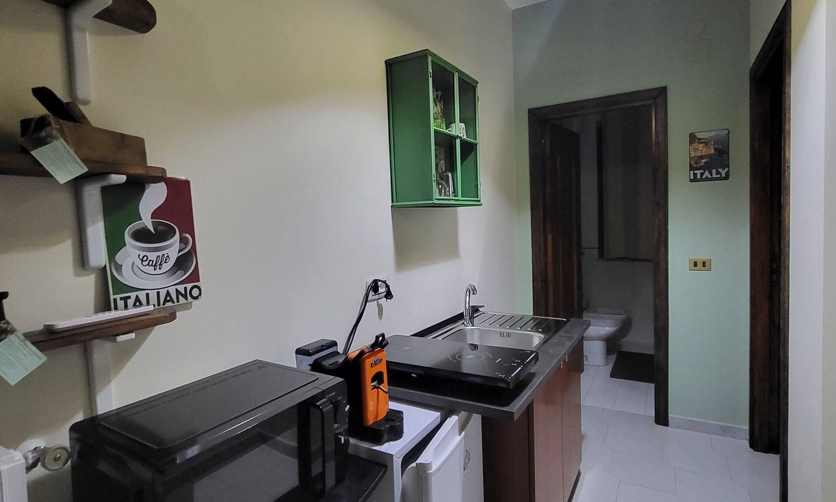Montoro Apartment | Amodio Apartments - Living