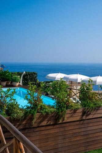 Praiano Villa | AMORE RENTALS - Villa Blu
