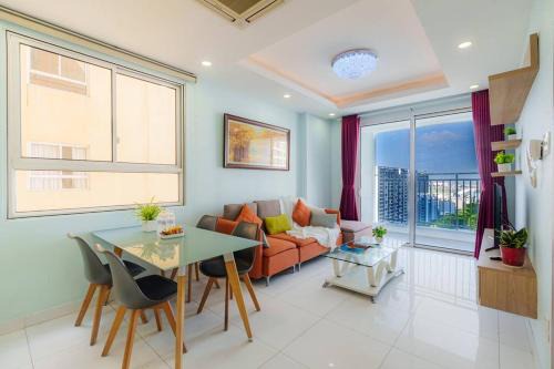 Tan Binh Apartment | Apartment 2 BR 2WC - near the airport - Very Nice
