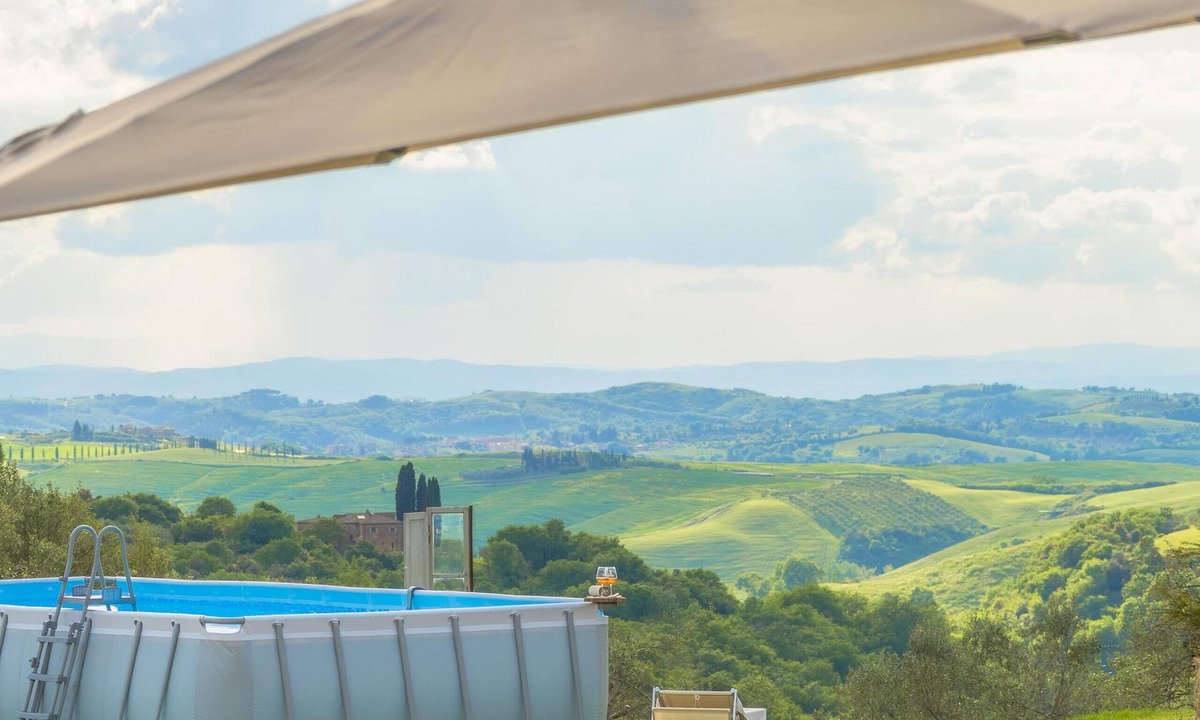 Trequanda House | Apartment beautiful sunset farmhouse pascianella
