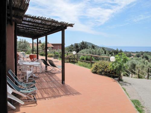 Lacona Apartment | Apartment Elbamar Lacona I-1 by Interhome
