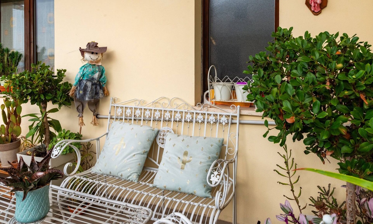 Fossacesia Apartment | Apartment 'Il Dolce Risveglio' with Mountain View, Wi-Fi and Air Conditioning