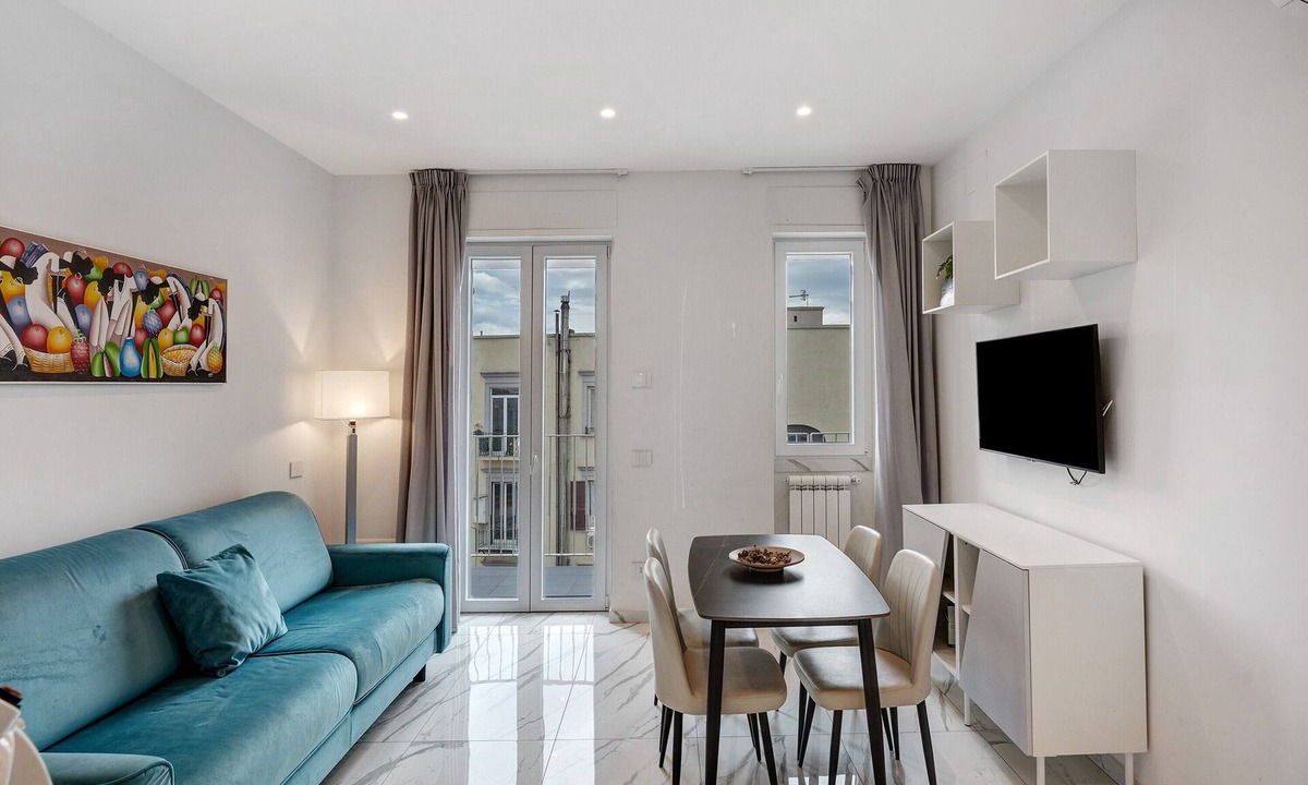 San Ferdinando Apartment | Apartment 'Luxury - Zona Lungomare' with Balcony, Wi-Fi and Air Conditioning