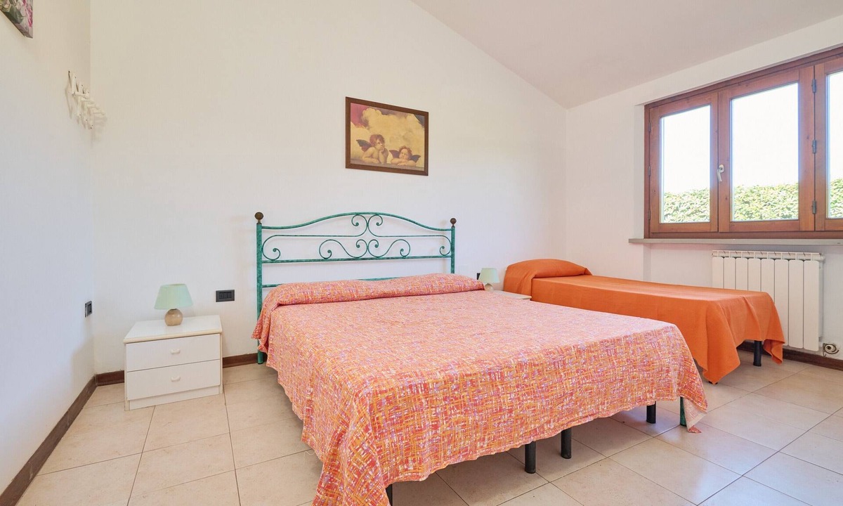Piombino Apartment | Apartment "Mare Etrusco Villetta D1" with Private Garden & Wi-Fi
