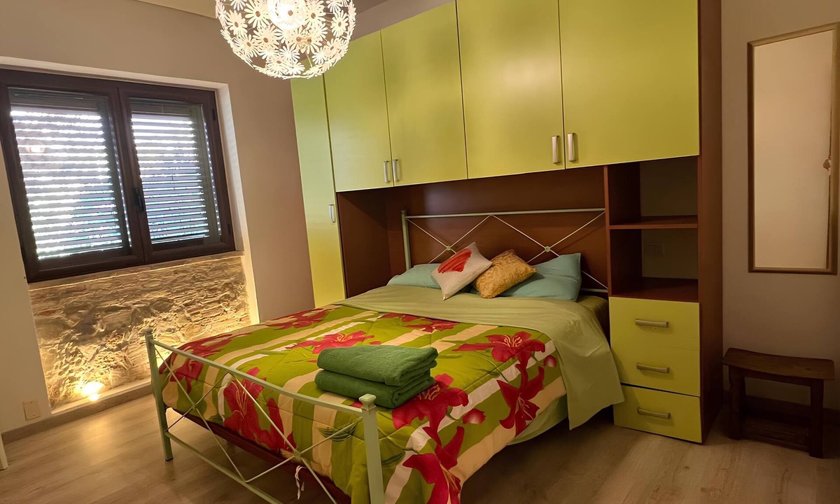Alanno House | Apartment with beautiful view