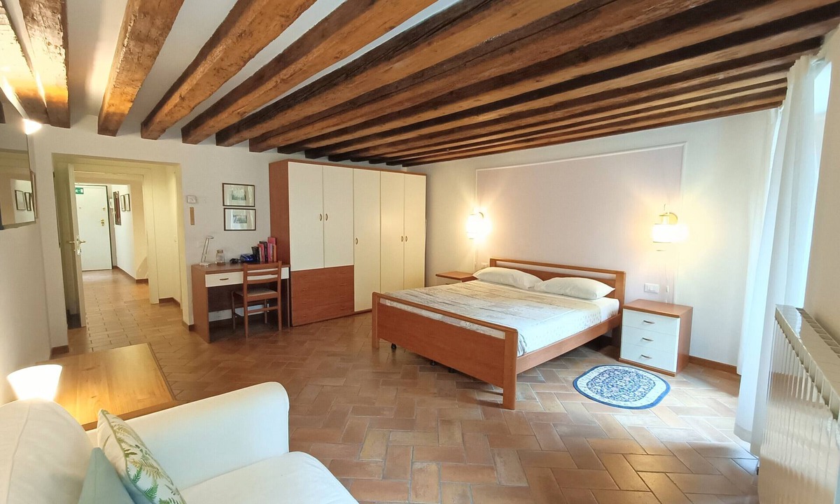 Castello Apartment | Apartment with garden