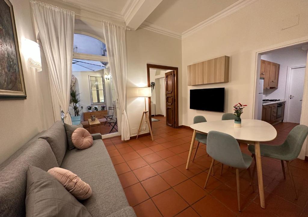 Rione VI Parione Apartment | Appartamento Fiorano a Piazza Navona