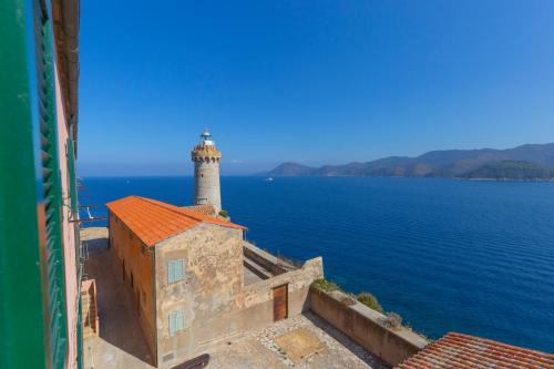 Portoferraio Old Town House | Appartamento Il Faro 2 - HelloElba