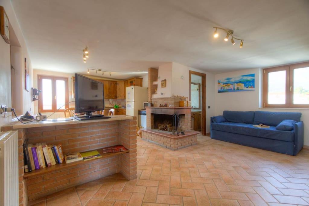 Gianola House | Appartamento o Dépendance - 2 Soluzioni Abitative a Pochi Passi dal Mare
