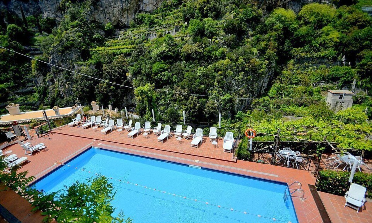 Ravello House | Appartamento Ulisse L: A characteristic apartment that is part of a villa.