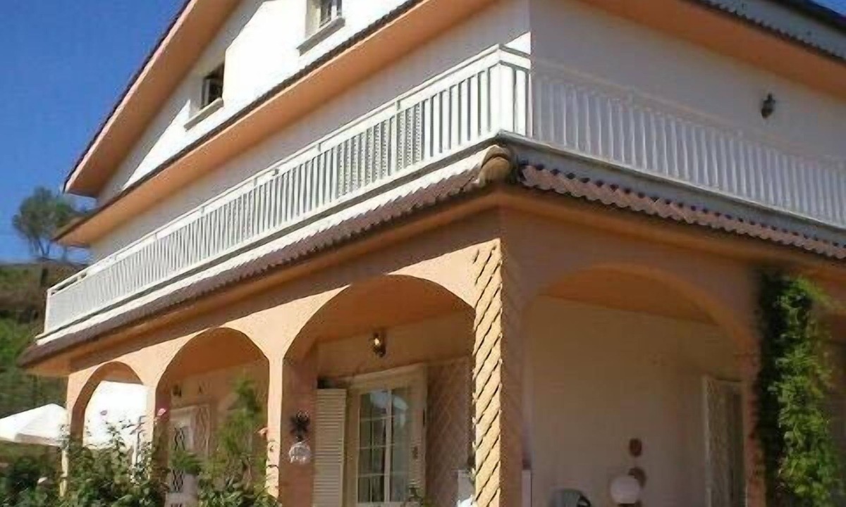 Sacrofano Villa | Appartment in villa with panoramic view
