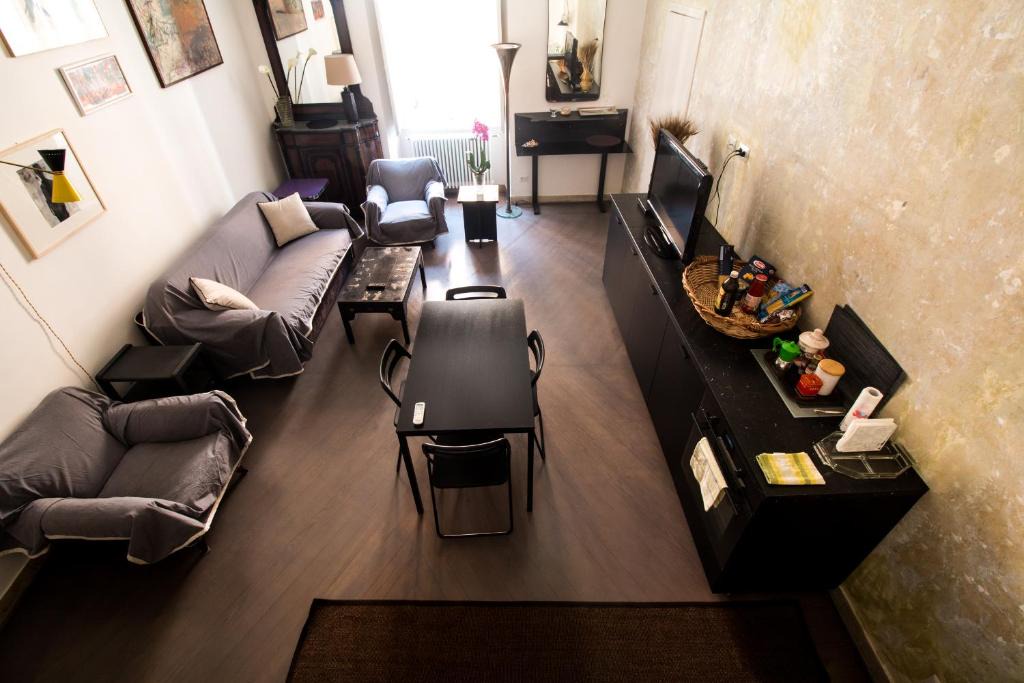 Roman Ghetto Apartment | Arenula Paradise