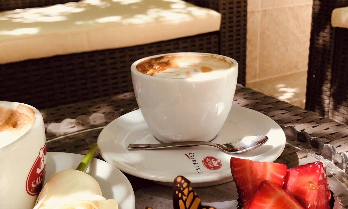 Universita Apartment | Aruna Suites