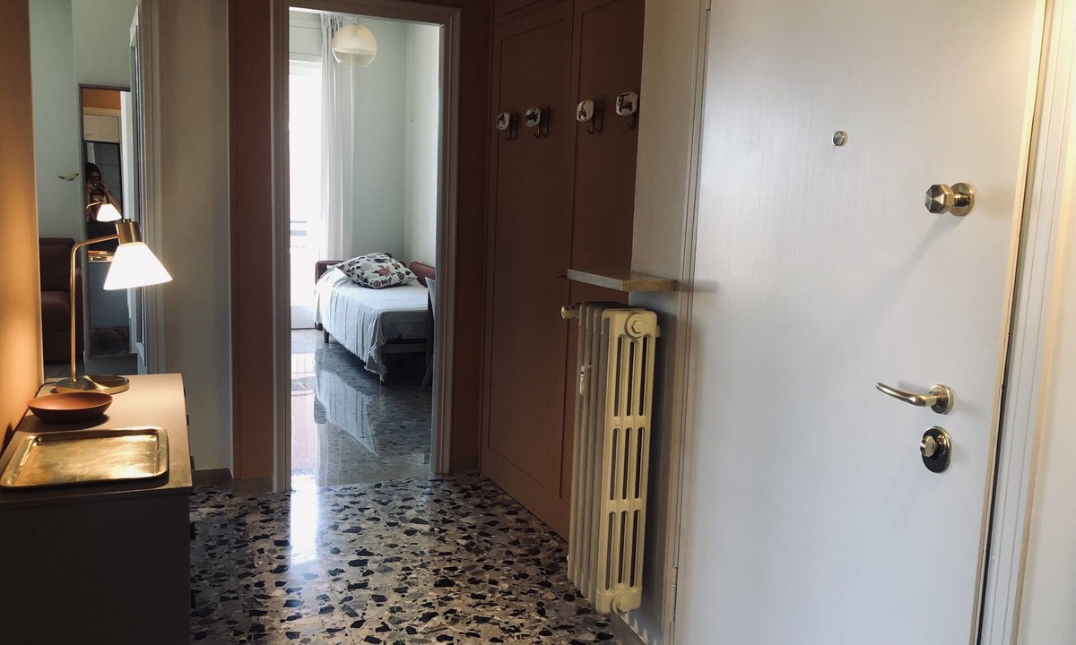 Borgo Trento Apartment | Attic "Space to Light"