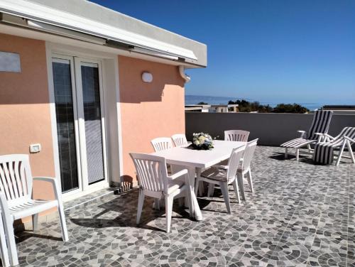 Zapponeta Apartment | ATTICO del MARE di PEPIN