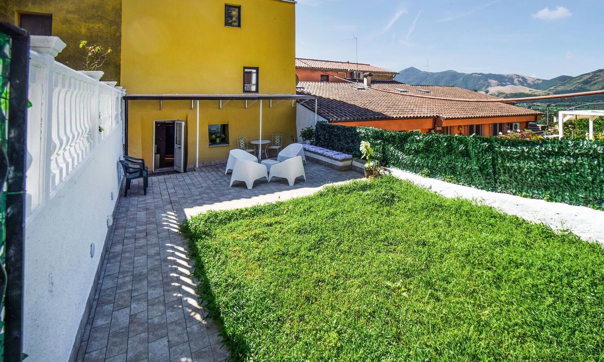 Venafro House | Awesome home in Venafro with WiFi