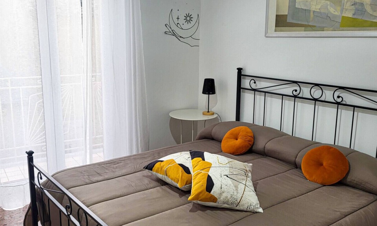 Bonito Bed & Breakfast | B&B Bonito - Camera Matrimoniale con Balcone