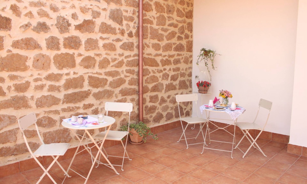 Rocca Massima Bed & Breakfast | B&B Il Falco e l'Ulivo