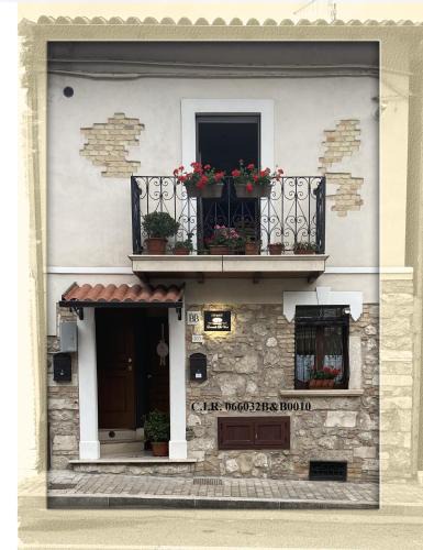 Celano Bed & Breakfast | B&B Leonardo Da Vinci appartamento vicinissimo alla Clinica l'Immacolata