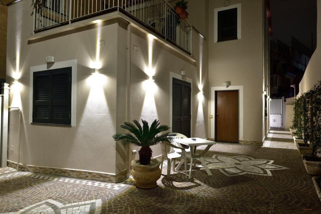 Castellammare di Stabia Bed & Breakfast | B&B Peonies