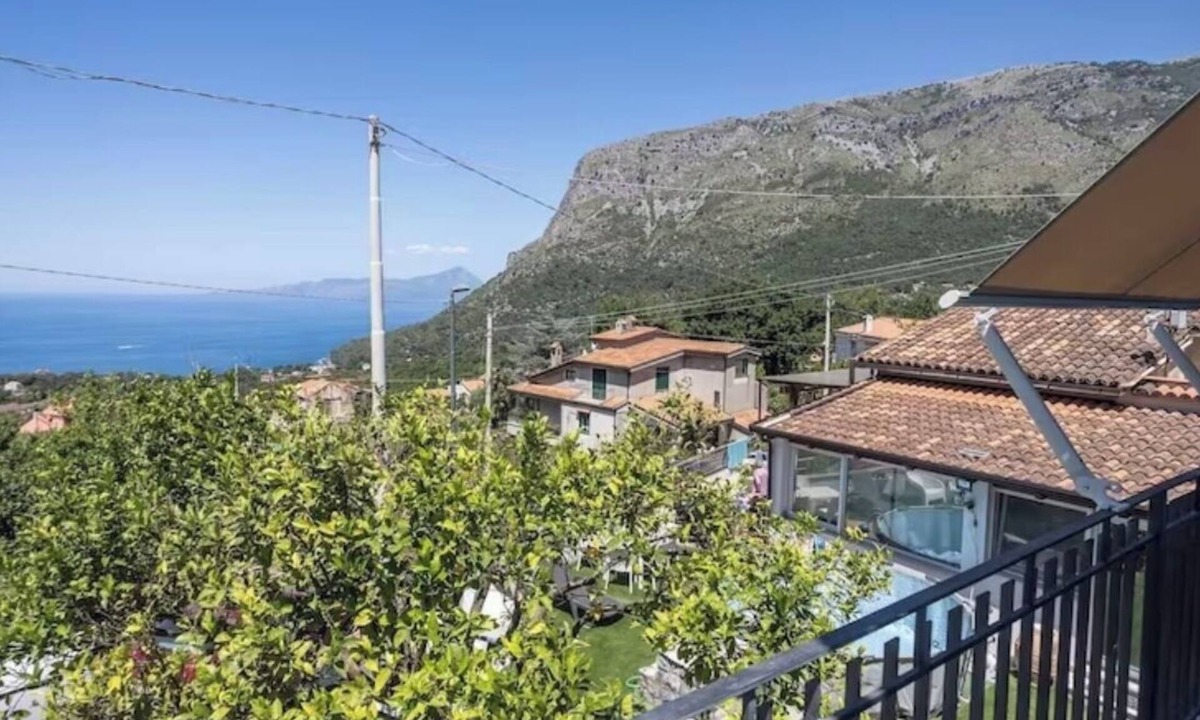 Maratea Bed & Breakfast | B&B THE HOUSE OF CAROLINA