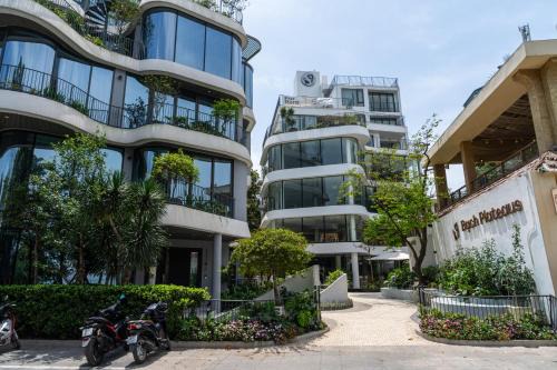 Tay Ho Apartment | Bach Plateaus Hotel