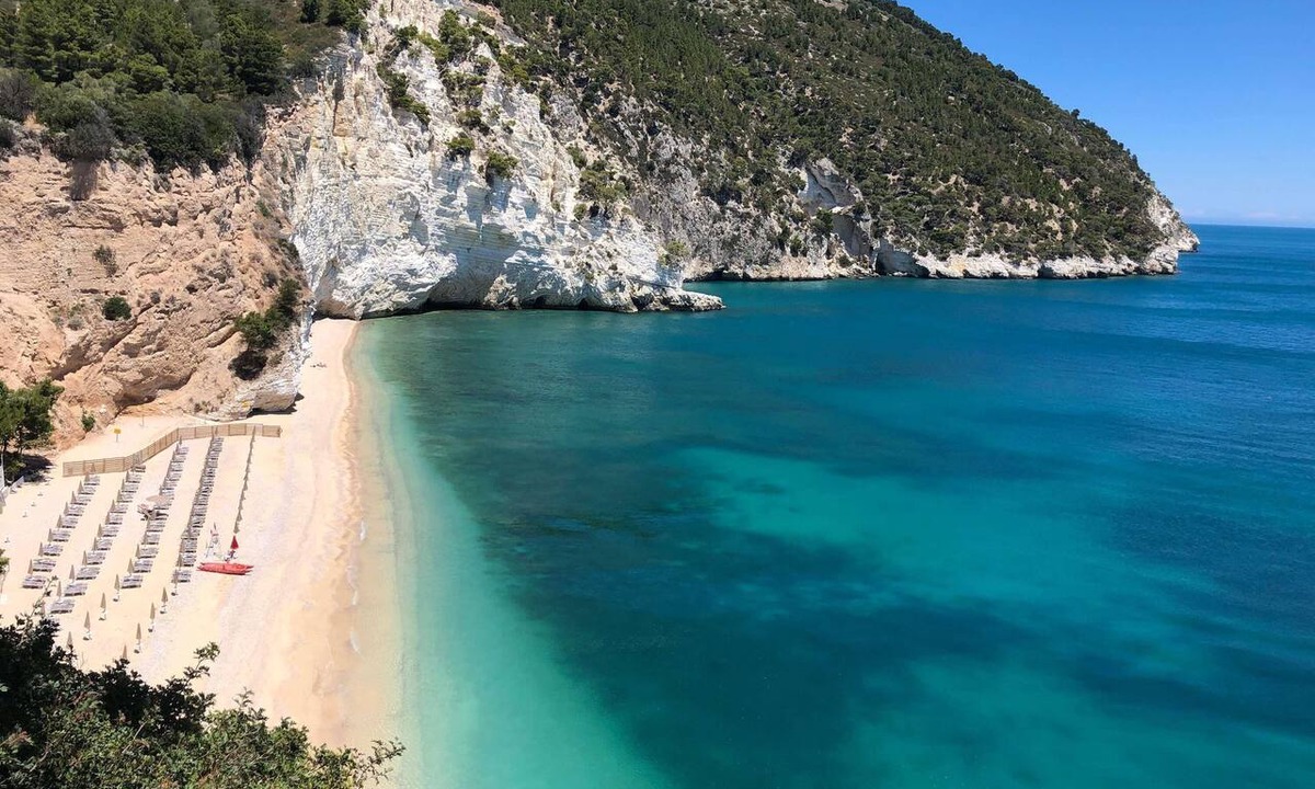 Mattinata Hotel | Baia Delle Zagare - Handwritten Collection